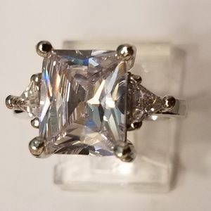 Princess cut 15ct sz 8